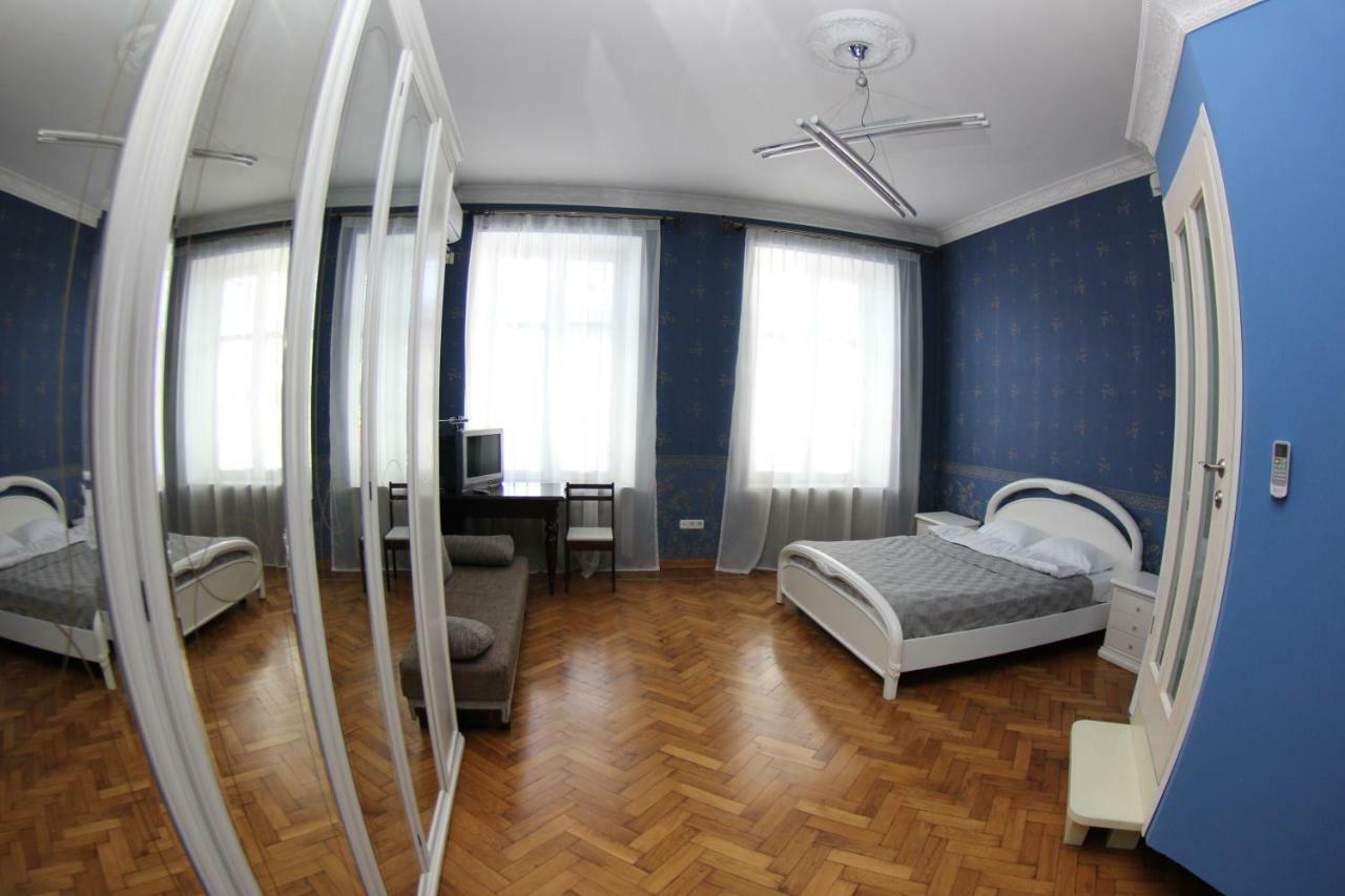 Orpheus Hostel And Apartments Odesa Exterior foto