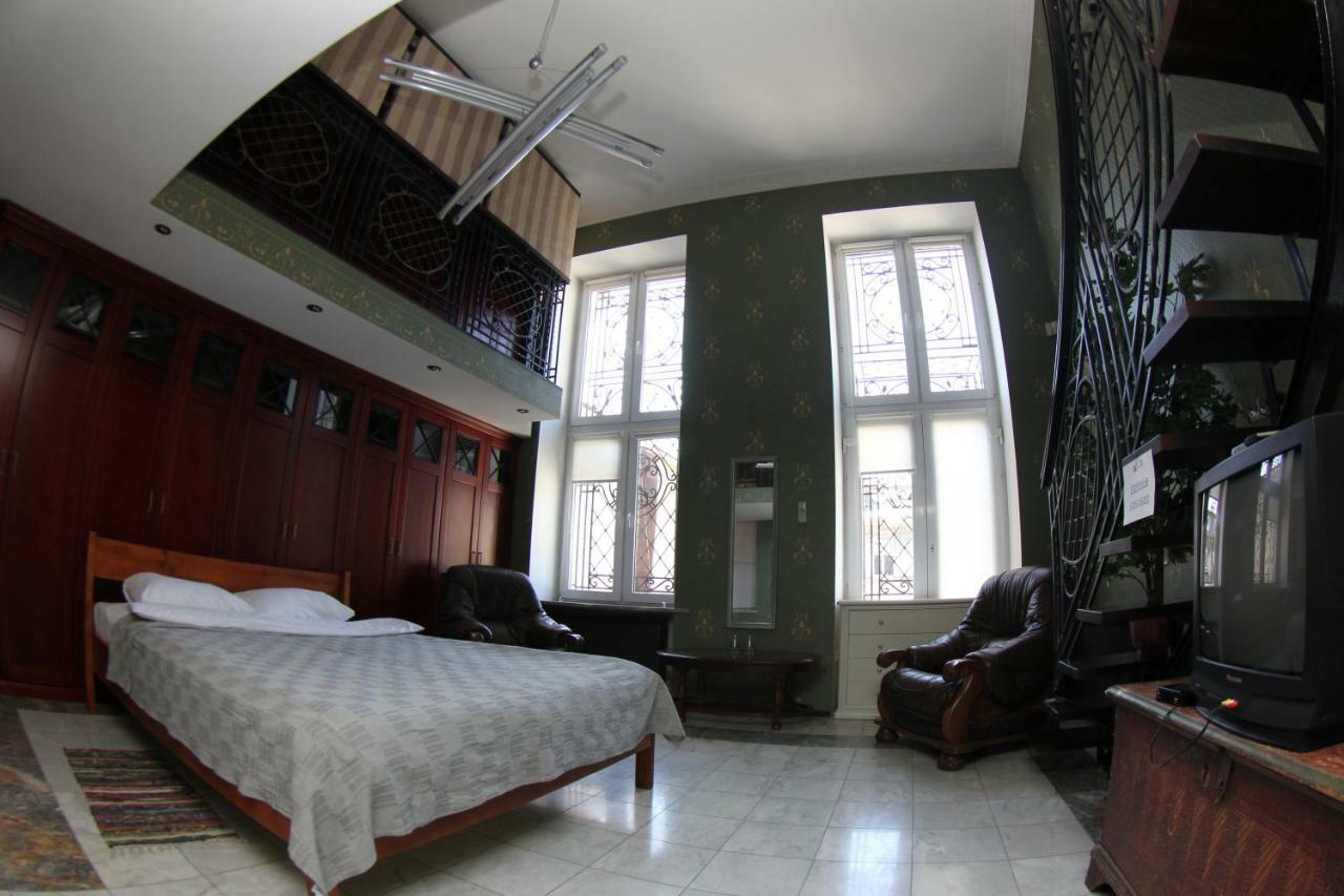 Orpheus Hostel And Apartments Odesa Exterior foto