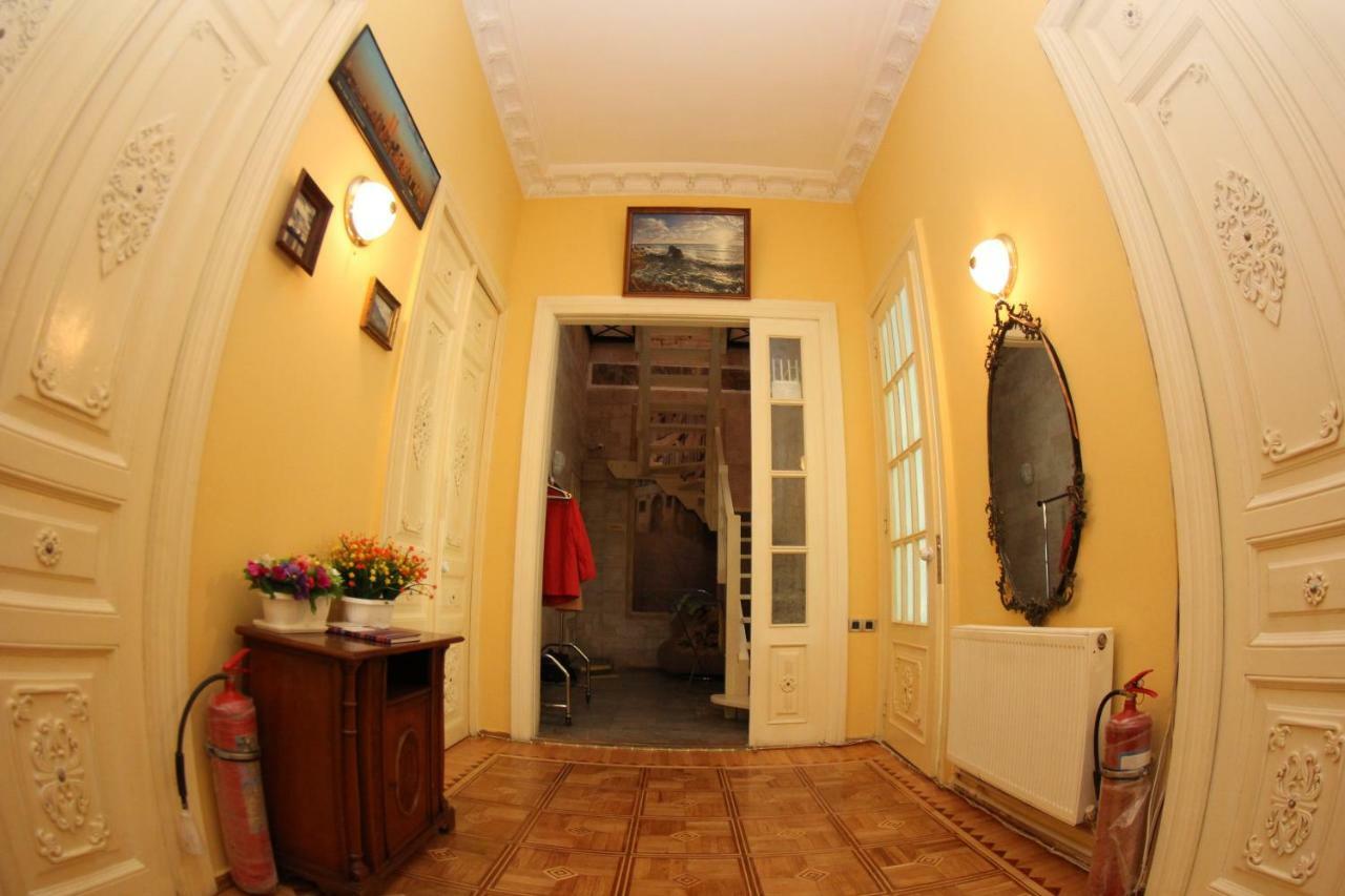 Orpheus Hostel And Apartments Odesa Exterior foto