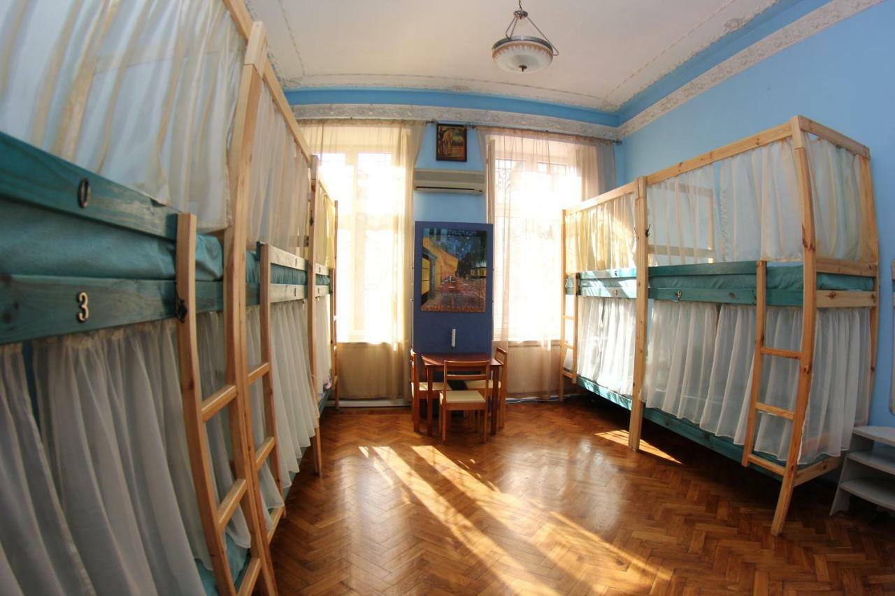 Orpheus Hostel And Apartments Odesa Exterior foto
